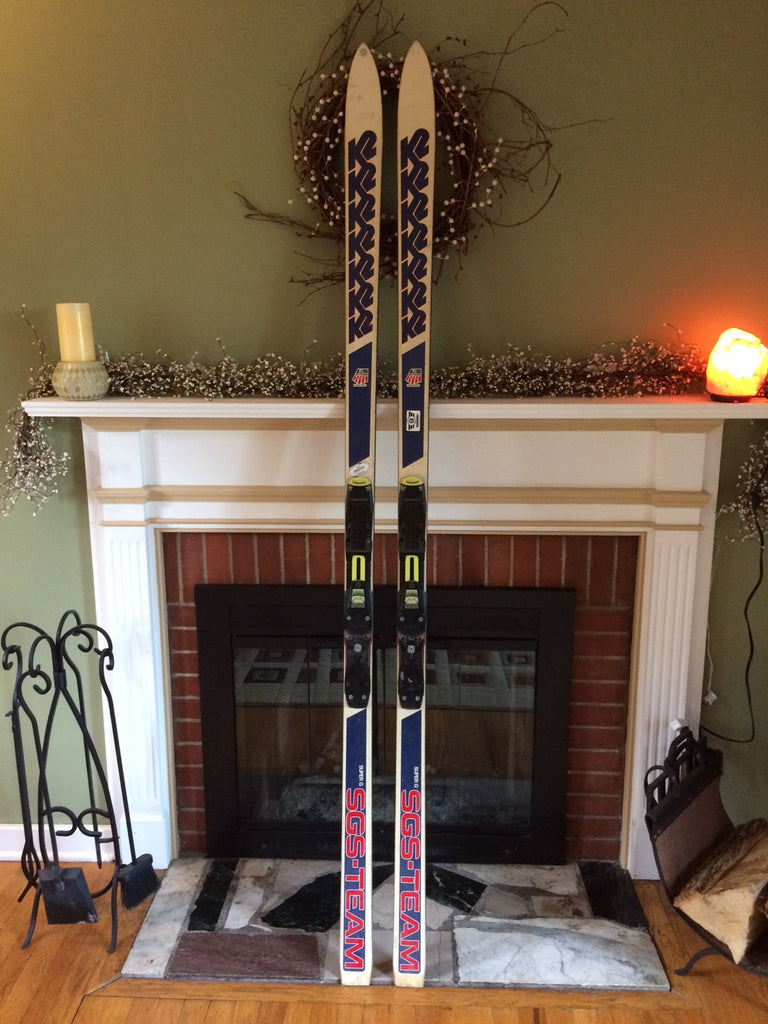 K2 Super G SGS-TEAM 212cm vintage skis full-length top sheet view with bindings | LongSkisTruck