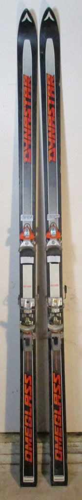 Dynastar Omeglass Competition 200cm full-length top sheet view with Salomon S-555 bindings | LongSkisTruck